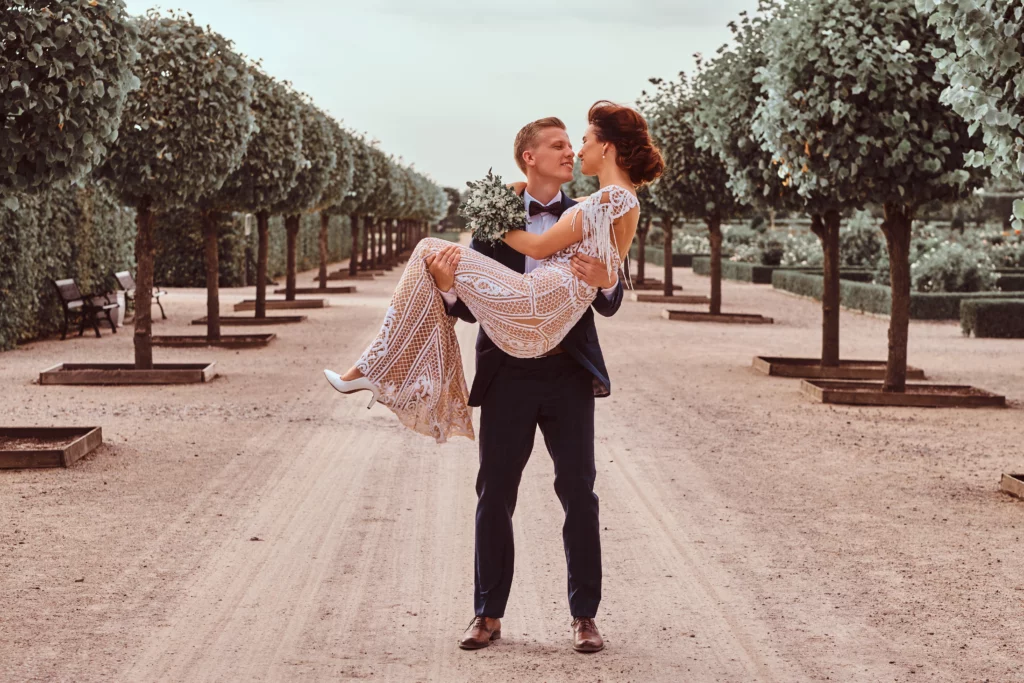 Elope In The Dolomites: The Ultimate Sunrise Elopement Guide To The Italian Alps (2026) 11 Sunset Elopement In The Dolomites