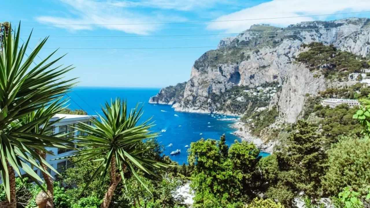 Elopement in Capri Scenic View