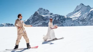 Winter Wedding in Switzerland | Ski and Snowboard Elopement in Grindelwald