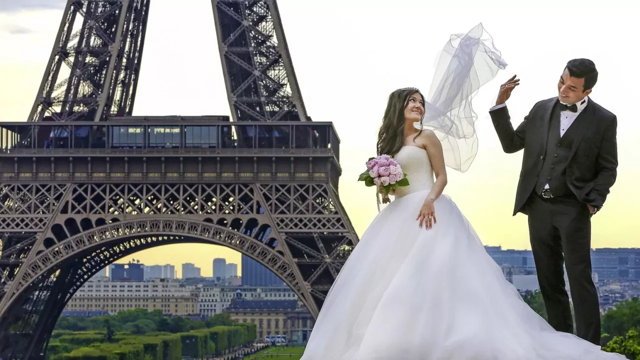 All-inclusive Elopement in Paris
