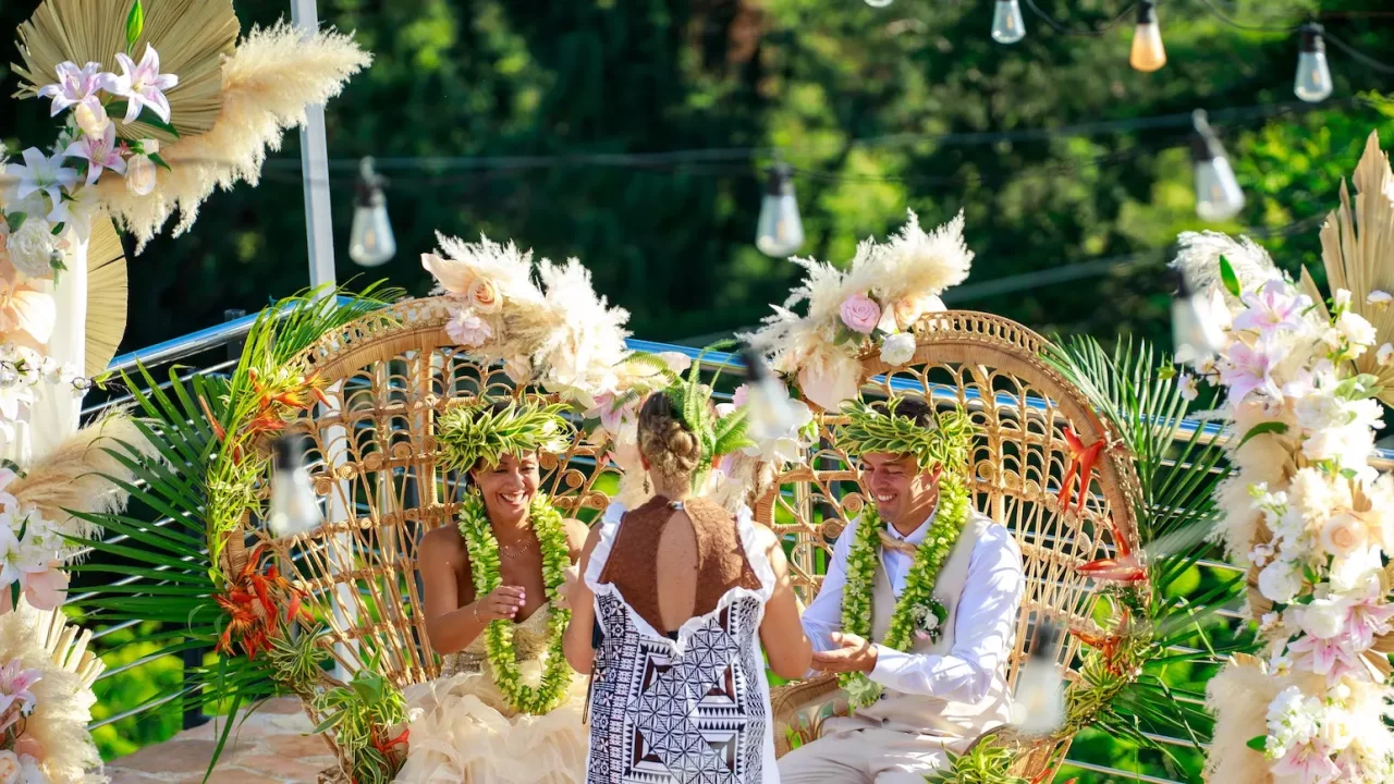 All-Inclusive Tahiti Wedding Package Wedding in French Polynesia - 2_16_9