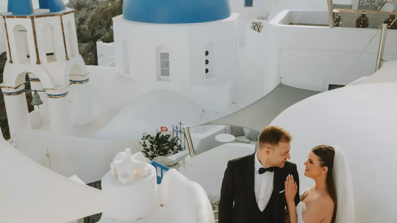 Santorini Elopement Wedding Greece_16_9