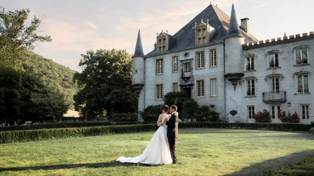 Fairytale Elopement in Château Bagen | Southern France