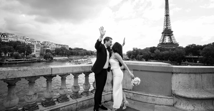 Paris Eiffel Tower Wedding Package in France