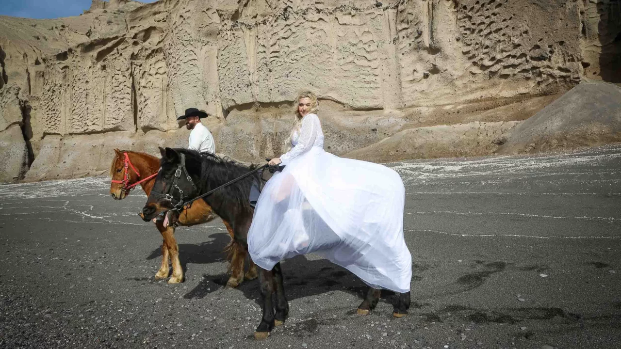 Santorini Elopement Wedding Package Greece_16_9
