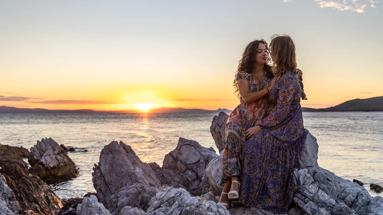 Romantic Elopement Package Santorini Greece_16_9
