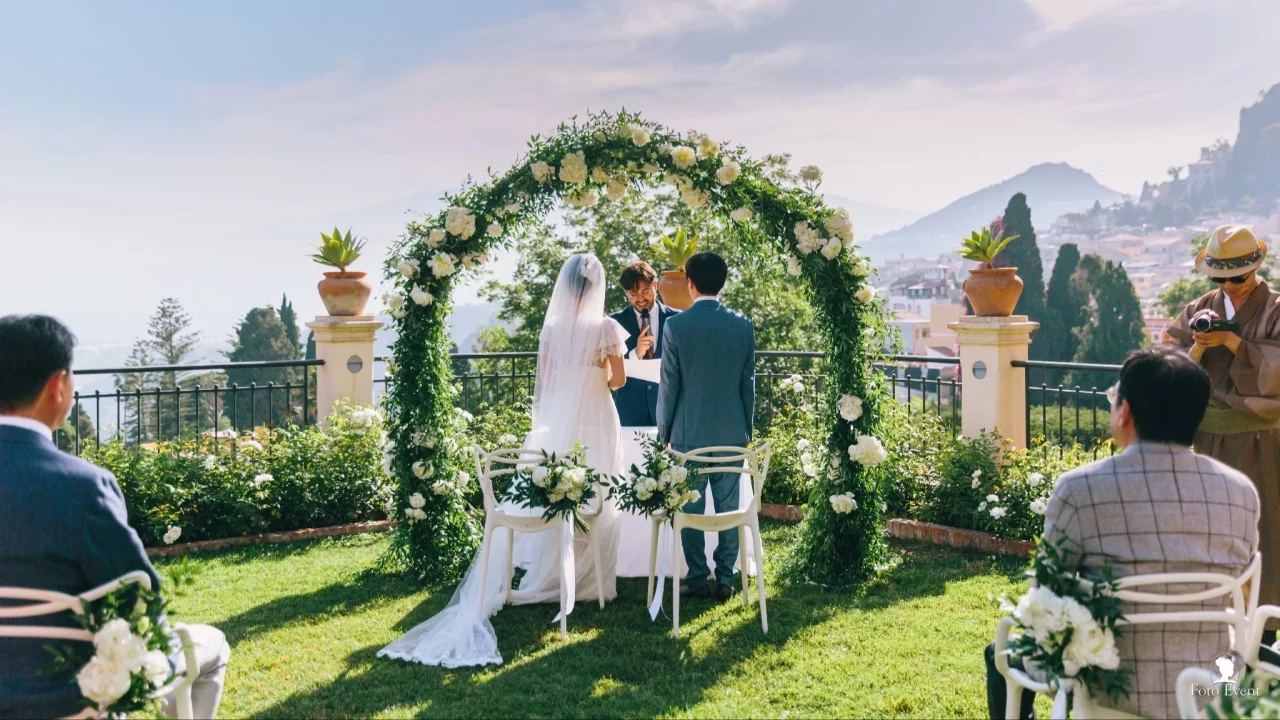 Elope Taormina Italy_16_9