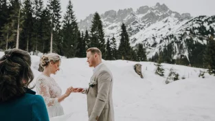 Mountain Elopement in Austria