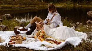 North Cascades Elopement Package | Washington Adventure Wedding