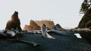 Ruby Beach Elopement | Seattle | Washington