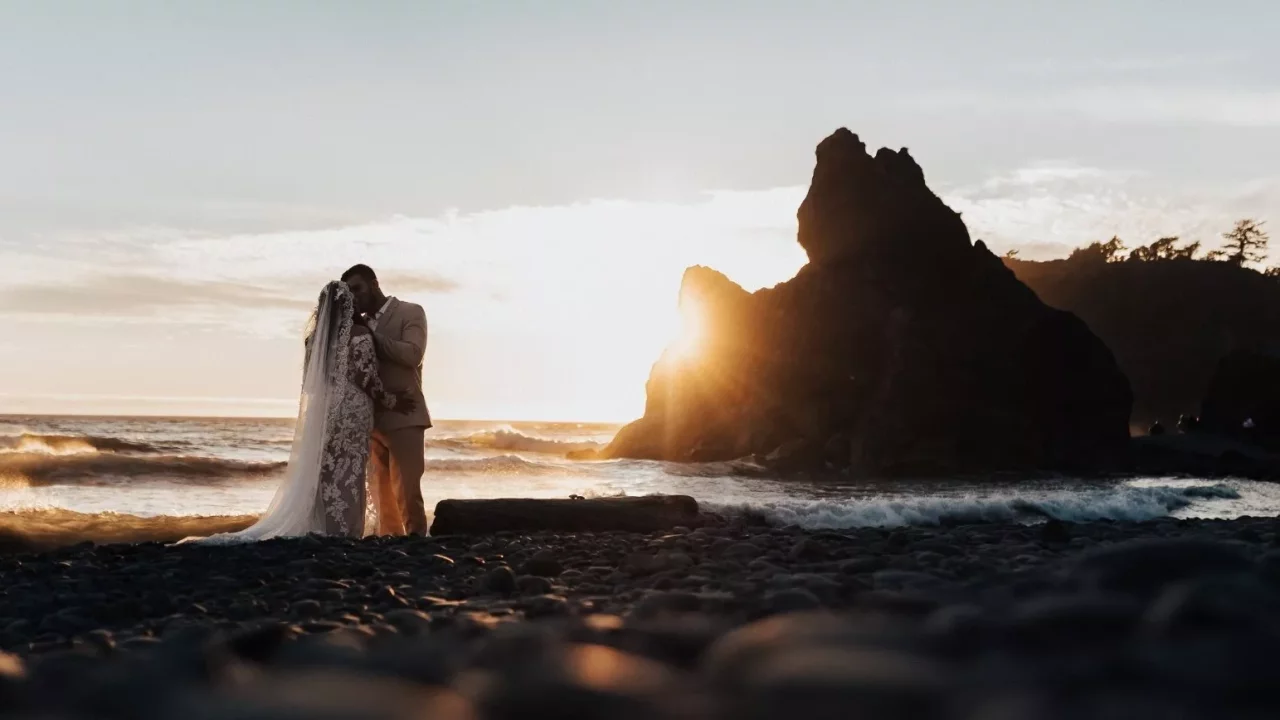 rubay beach seattle adventure wedding elopement washington