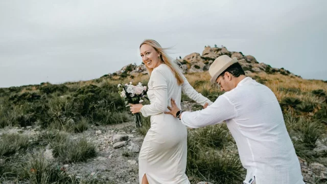 Adenture Elopement in Mallorca Spain