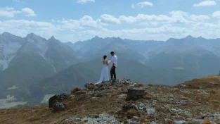 Switzerland Elopement Package | Swiss Alps