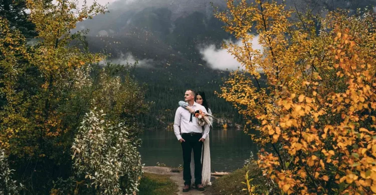 Jasper Elopement Package | All-inclusive Canoe Wedding in Alberta