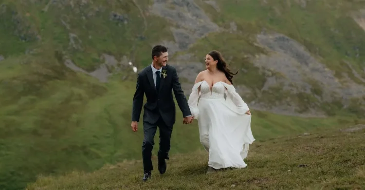 Alaska Elopement Package | Hatcher Pass Hiking Wedding
