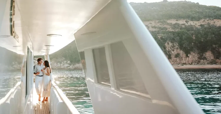 Sailboat Elopement in Italy | Get married in Sardinia, Port of Alghero