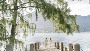 Lake Como Elopement Package with Boatride
