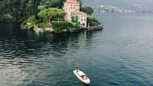 Lake Como Elopement Package with Boatride
