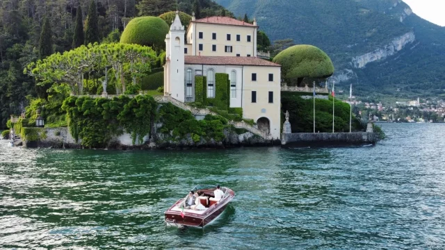 Elope in Lake Como | Wedding Package with Venue and Boatride