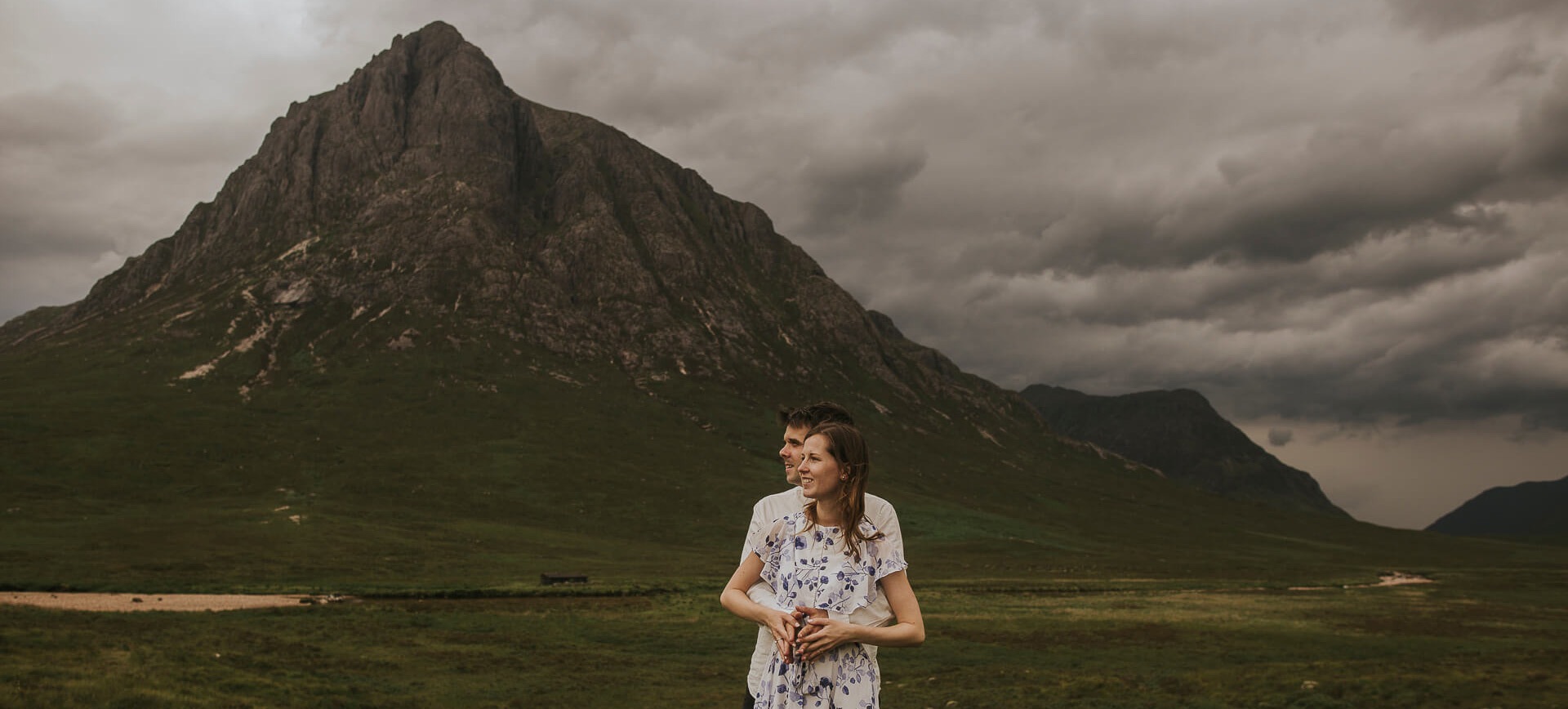 glend coe couple photo session - couple portrait in scottish highlands
