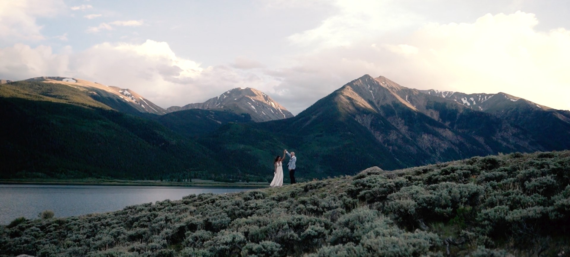 Colorado Adventure WEdding in the Rocky Mountains - bride and groom in epic scenery