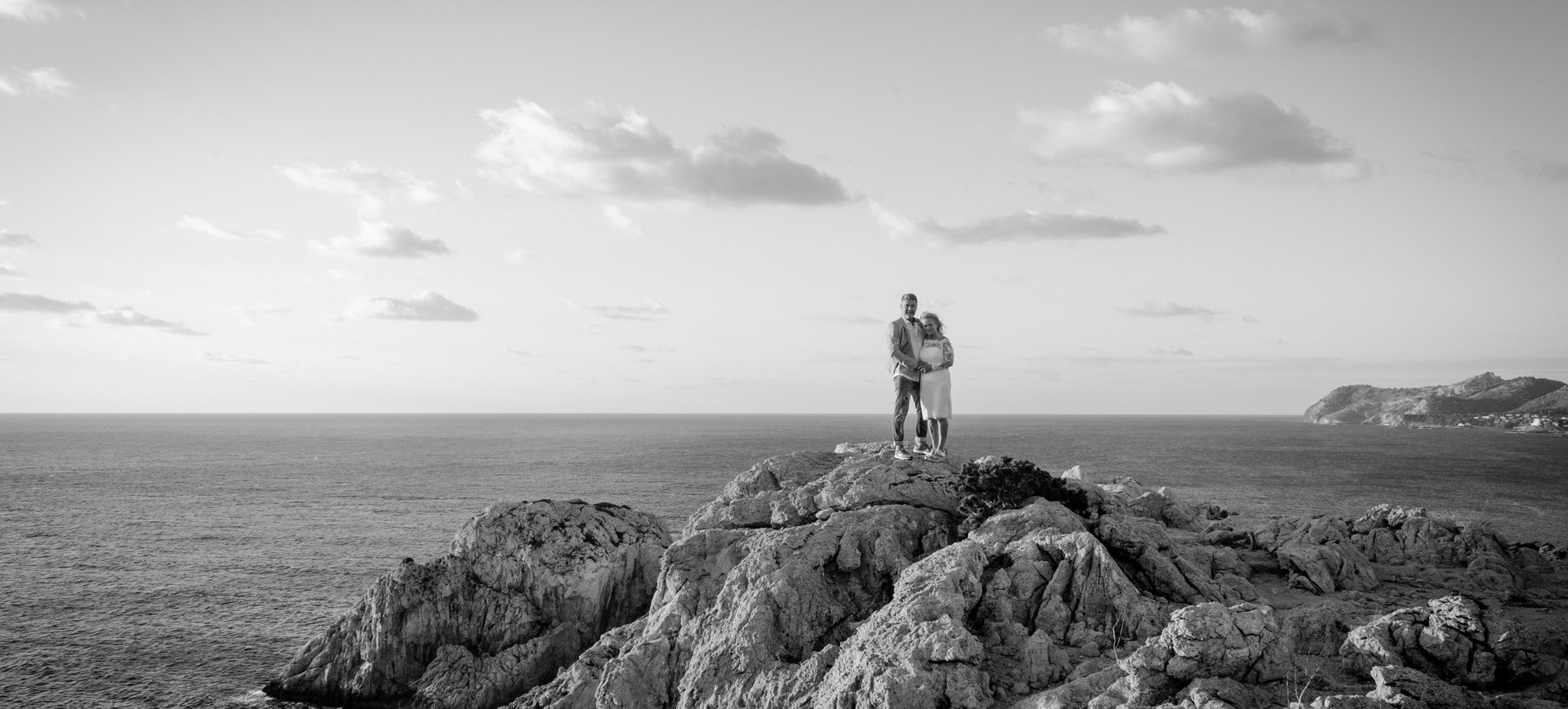 Mallorca After Wedding Photos - bride and groom black and white wedding photo