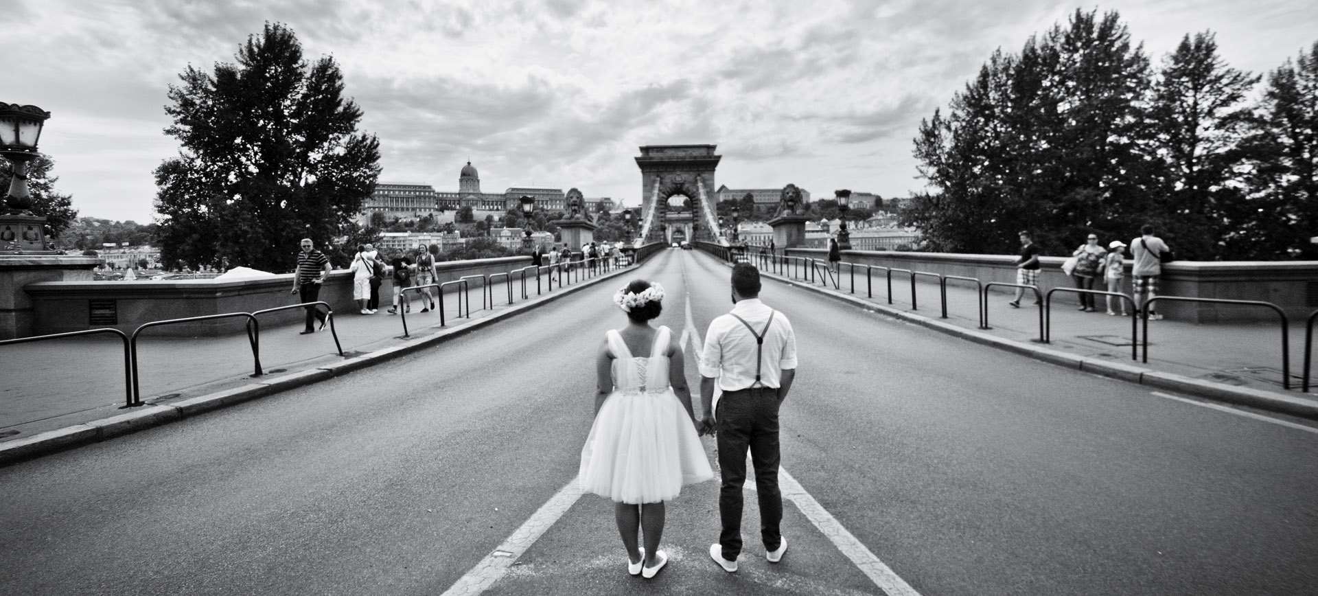 budapest wedding with sightseeing and boat ride