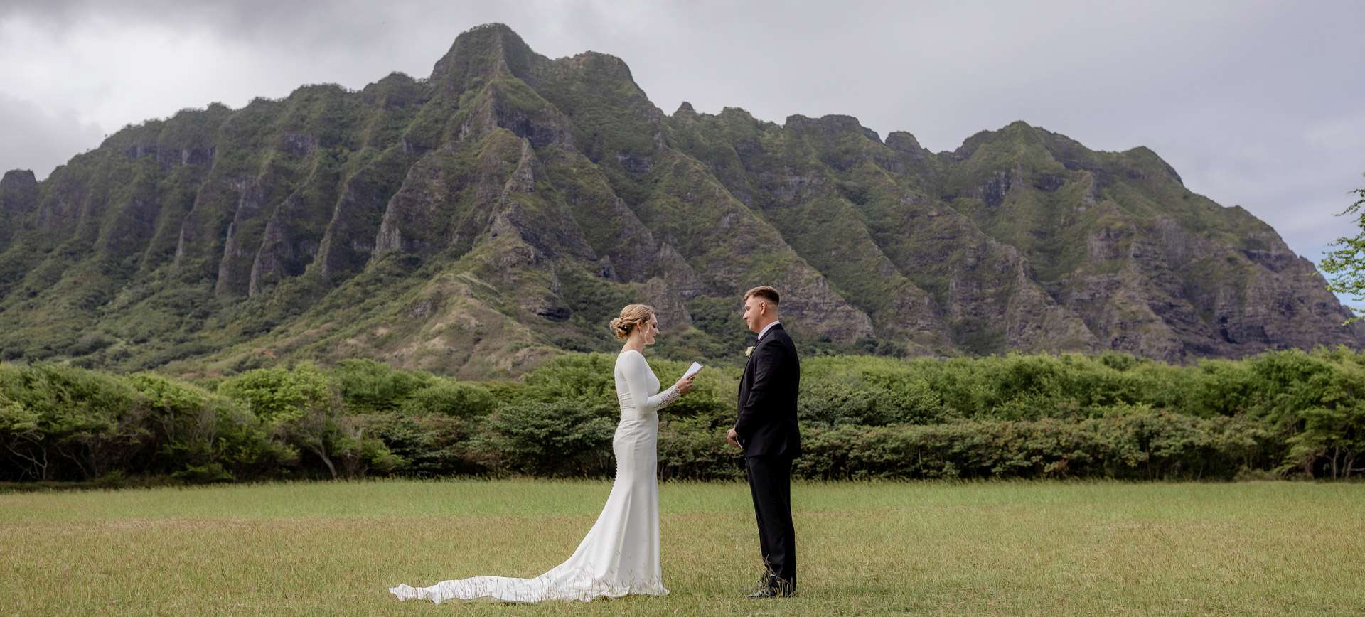 hawaii elopement package in oahu