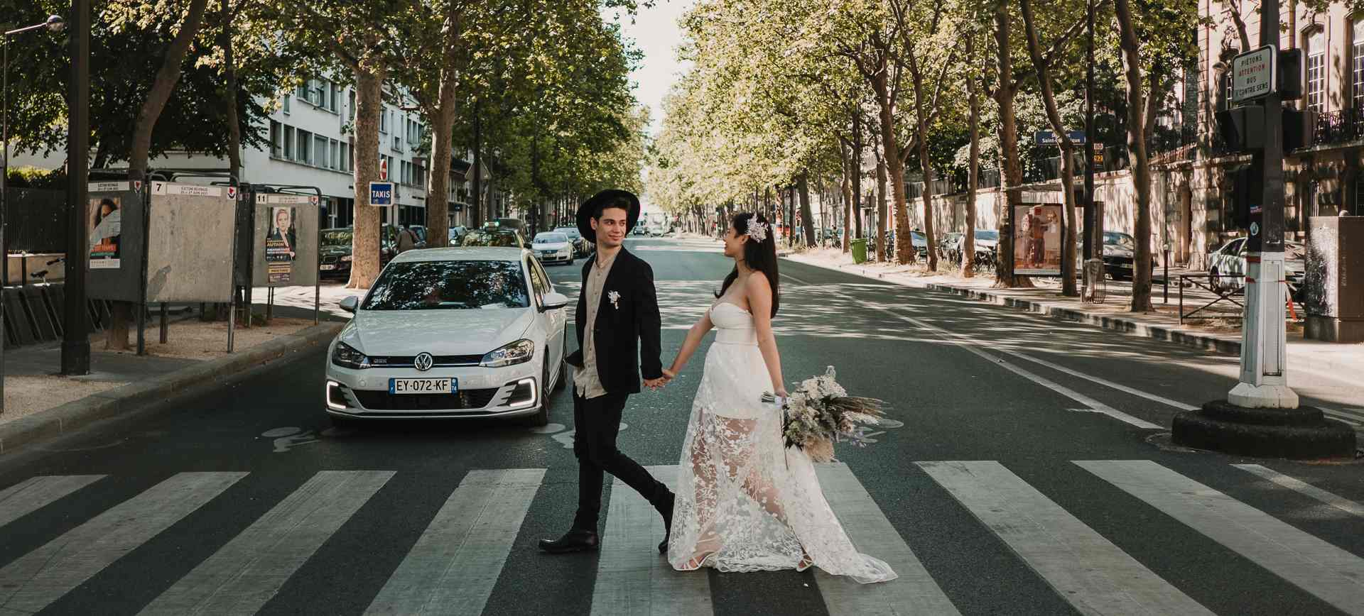 couple photoshoot in paris, france