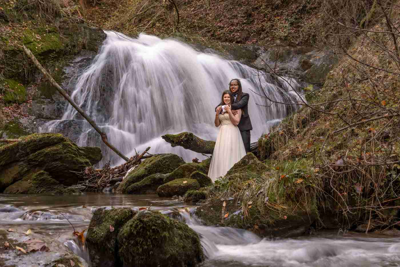 mountain elopement wedding at a waterfall in austria