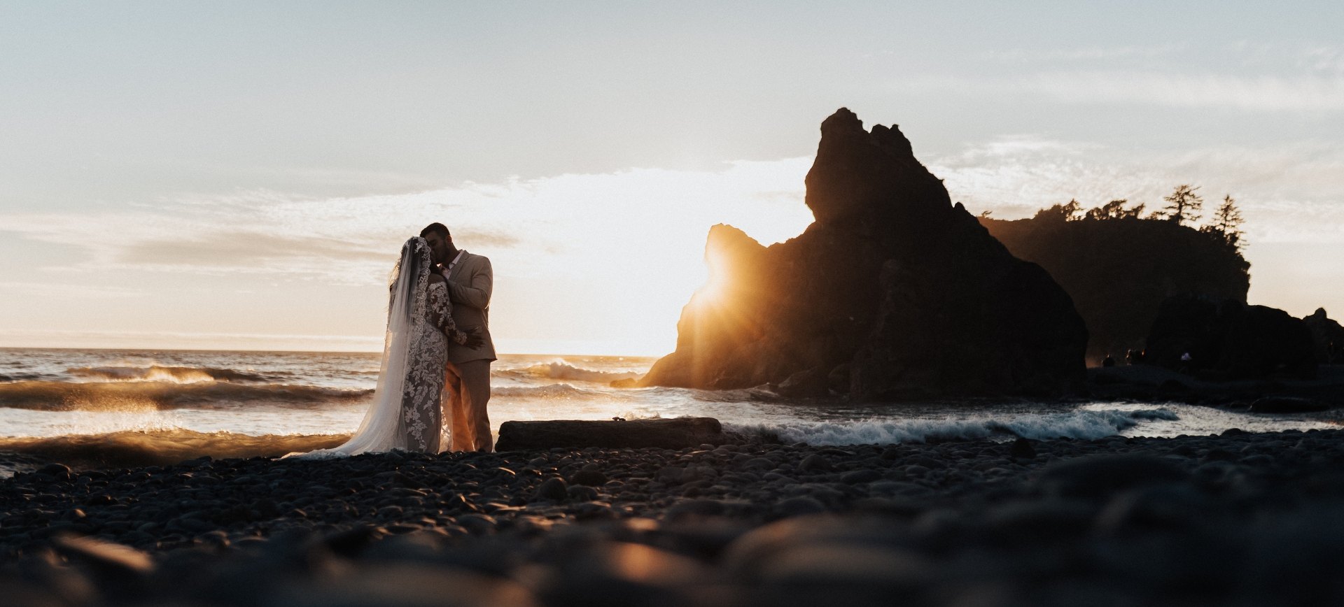 rubay beach seattle adventure wedding elopement washington